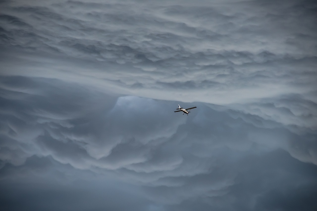 马来西亚总理：MH370航班残骸搜索若取得突破将全力配合